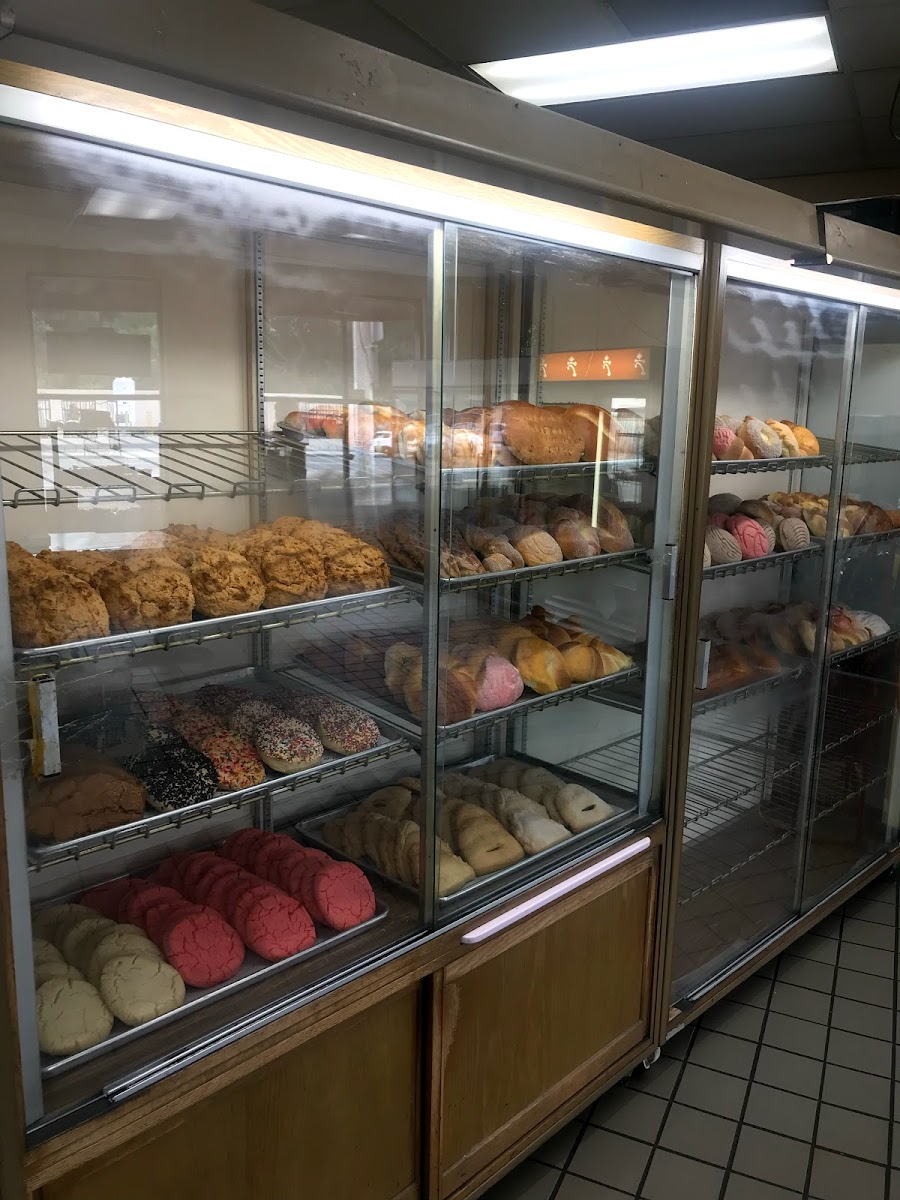 Panaderia Delia’S Bakery